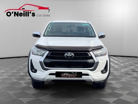 2023 Toyota Hilux *NO VAT* 2.8 SR5 DOUBLE CAB 4DR #300 €45,999
