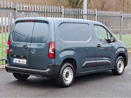 2026 Opel Combo KOMFORT L1H1 1.5TD 100BHP **LED HEADLIGHTS** €21,098 thumbnail
