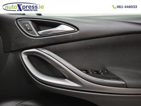 2016 Vauxhall Astra 1.4I Turbo Tech Line €12,995 thumbnail