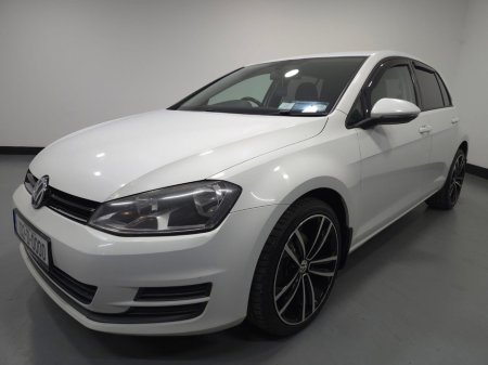 2013 Volkswagen Golf 1.6 TDI 105BHP BLUEMOTION €9,950 thumbnail