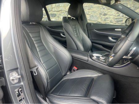 2019 Mercedes-Benz E Class 200 D AMG LINE AUTO 4DR €26,999 thumbnail