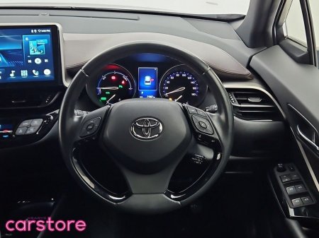 2017 Toyota C-HR - thumbnail 19