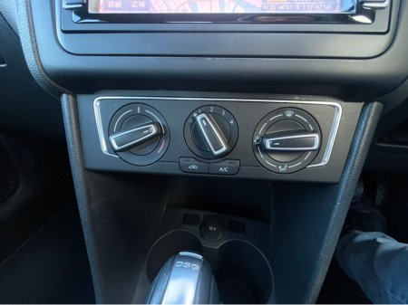 2015 Volkswagen Polo 1.2 €10,999 thumbnail