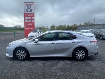 2020 Toyota Camry - photo 4