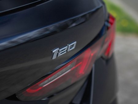 2026 BMW 1 Series - thumbnail 9