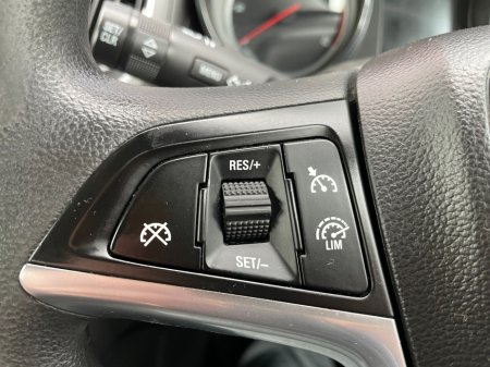 2016 Opel Zafira - thumbnail 16