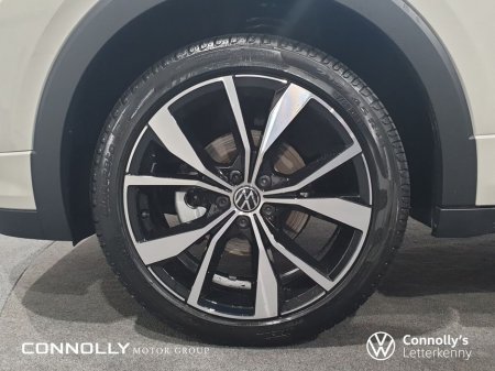 2026 Volkswagen T-Cross R-Line thumbnail