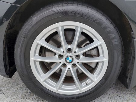 2022 BMW 5 Series - thumbnail 14