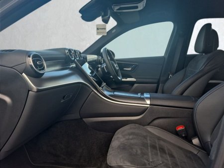 2025 Mercedes-Benz 300 - thumbnail 6