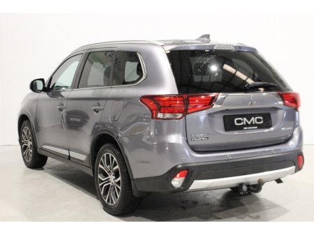 2017 Mitsubishi Outlander OUTL 4WD 6MT 4DR 7S 17MY 7 SEATS €16,950 thumbnail