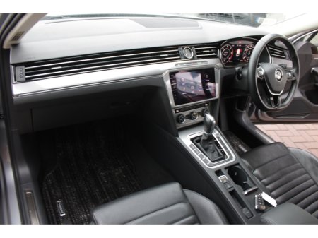2020 Volkswagen Passat 2.0TDI 150BHP ALLTRACK EDITION 5DR ESTATE AUTOMATIC // STUNNING CAR WITH ONLY 70, 000 KMS // BUY WITH CONFIDENCE AA AND SIMI APPROVED DEALER 2025 // FINANCE ARRANGED // ALL TRADE INS WELCOME // €29,950 thumbnail