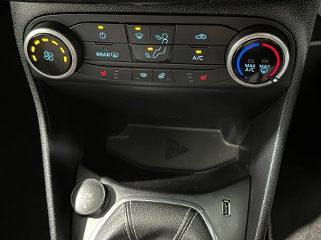 2023 Ford Fiesta Titanium 1.0 €18,800 thumbnail