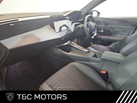 2026 Peugeot 308 - thumbnail 4