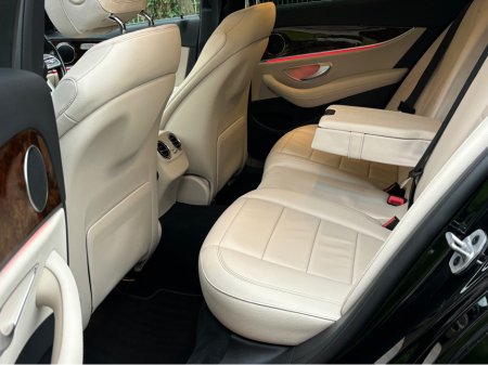 2019 Mercedes-Benz E Class - thumbnail 10