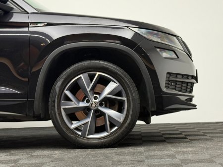 2021 Skoda Kodiaq SPORT 2.0TDI 150HP AUTO *7 SEATER* €34,990 thumbnail