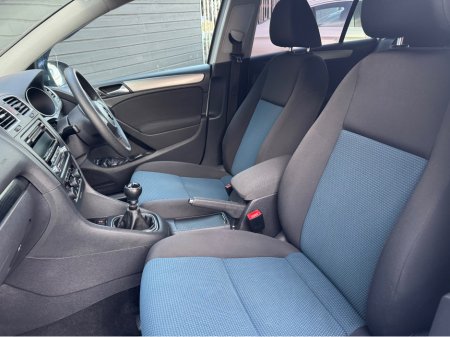 2012 Volkswagen Golf - thumbnail 14