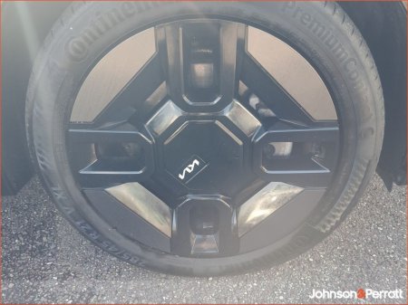 2024 Kia EV9 GT-Line AWD 7-seat €73,900 thumbnail