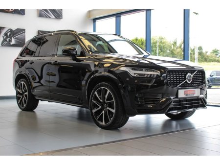 2022 Volvo XC90 RECHARGE T8 ULTIMATE DARK AWD €59,899 thumbnail
