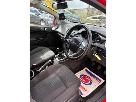 2015 Ford Fiesta - thumbnail 8