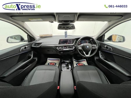 2021 BMW 2 Series - thumbnail 2