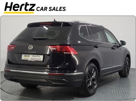 2024 Volkswagen Tiguan Allspace 2.0TDI 150HP Diesel Automatic €45,745 thumbnail