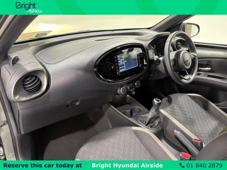 2023 Toyota Aygo X 1.0 DESIGN 4DR €18,950 thumbnail
