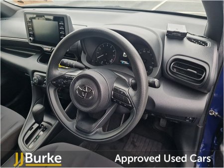 2022 Toyota Yaris - thumbnail 11