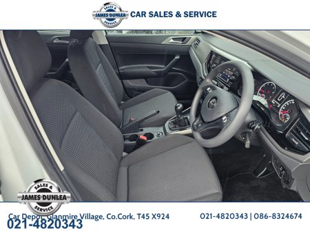2019 Volkswagen Polo TRENDLINE 1.0 MANUAL 5SPEED 65HP 5DR €14,950 thumbnail