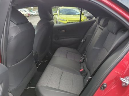 2024 Toyota Corolla LUNA SPORT HB 4DR AUTO €31,000 thumbnail