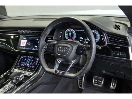2023 Audi Q8 3.0TFSI e 55 S Line €74,950 thumbnail