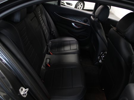 2021 Mercedes-Benz E Class - thumbnail 27