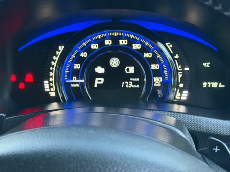 2015 Suzuki Swift 1.2 GLX Automatic €9,950 thumbnail