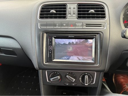 2014 Volkswagen Polo - thumbnail 16