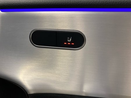 2025 Mercedes-Benz CLA Class - thumbnail 17