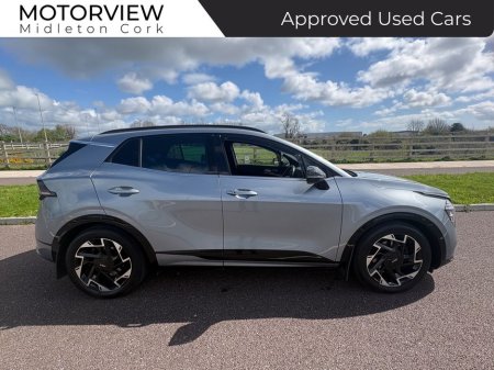 2022 Kia Sportage - photo 2