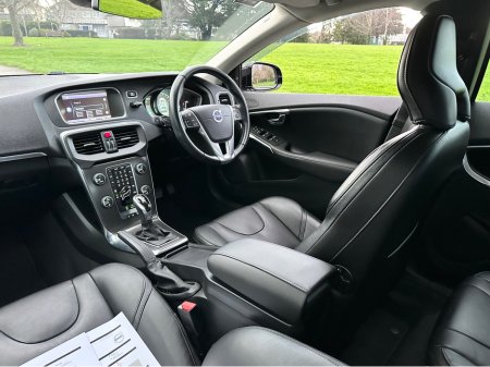 2015 Volvo V40 1.6 Petrol T4 SE Auto 5dr Hatchback | AA approved | Full Leather | Low km | 2 keys | Nov 26 NCT | Nov 26 tax | Sold serviced and valeted with warranty provided | Warranty provided. €11,950 thumbnail