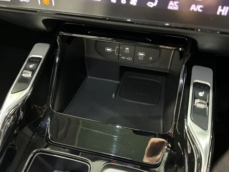 2025 Kia Sorento - thumbnail 22