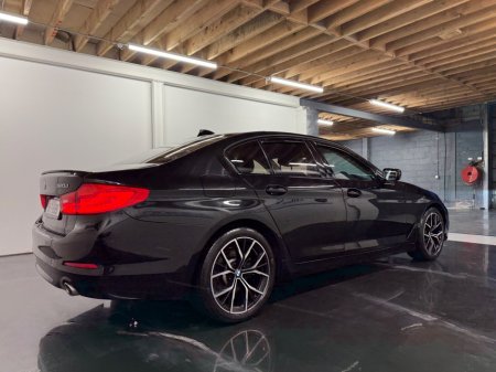 2019 BMW 5 Series 520d SE Auto €23,995 thumbnail