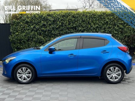 2016 Mazda Demio - thumbnail 3