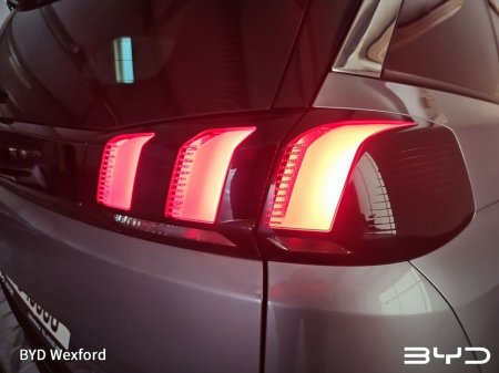 2020 Peugeot 5008 - thumbnail 25