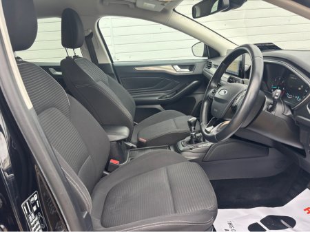 2018 Ford Focus 1.5 TDCI TITANIUM 120PS 6SPEED 5DR €14,950 thumbnail