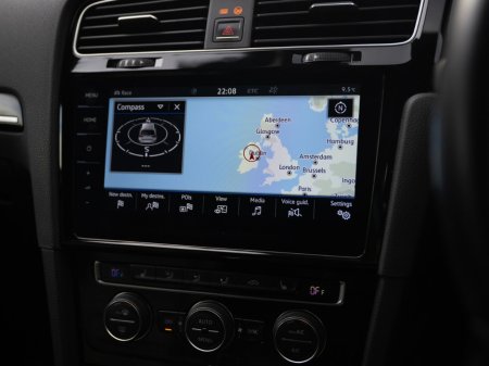 2018 Volkswagen Golf - thumbnail 16