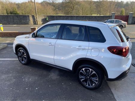 2025 Suzuki Vitara hybrid €30,995 thumbnail