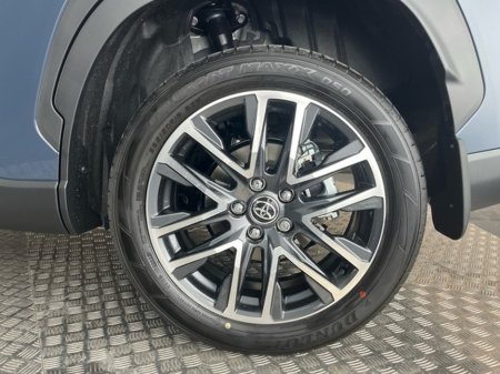 2025 Toyota Corolla Cross HYBRID SOL *New Model* €42,950 thumbnail