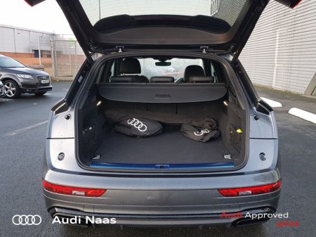 2026 Audi Q5 Q5 E-HYBRID 220 KW Q SE €72,950 thumbnail