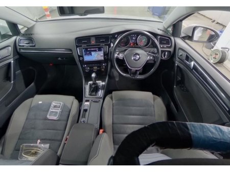 2016 Volkswagen Golf - thumbnail 8