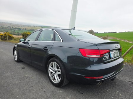 2017 Audi A4 - thumbnail 4