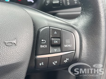 2020 Ford Kuga - thumbnail 25