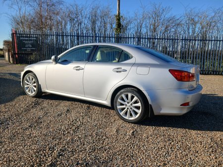 2009 Lexus IS 300 h - thumbnail 7