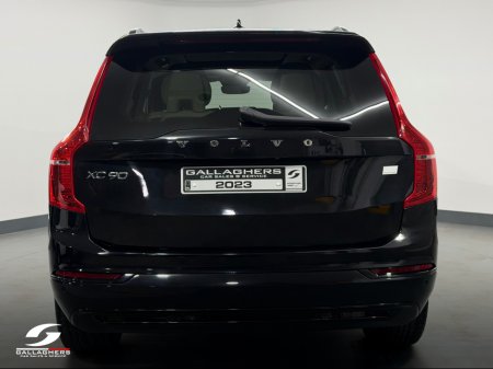 2023 Volvo XC90 - thumbnail 10
